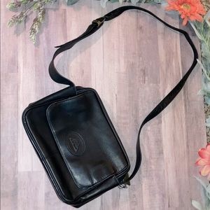 Vintage KT moll genuine leather cross body bag